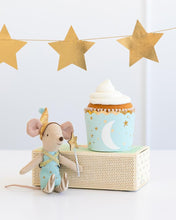 Load image into Gallery viewer, BABY BLUE TREAT-BAKING CUPS
